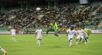 Trendyol 1. Lig: Fatih Karagümrük: 4 - Sakaryaspor: 0